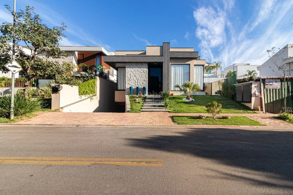 Fachada principal ou destaque de Casa à Venda Gênesis 1 | 3 Suítes | 404m² | CA0942 - Gênesis 1 - Alphaville