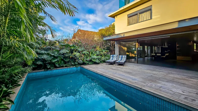 Fachada principal ou destaque de Casa com 4 suítes à venda, 582m por R$ 11.000.000 – Alphaville 01 – Barueri/SP - Alphaville 1