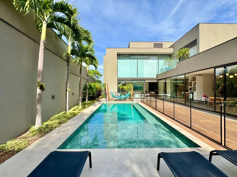 Fachada principal ou destaque de Casa com 4 suítes à venda, 475m por R$ 13.800.000 – Alphaville 0 – Santana de Parnaíba/SP - Alphaville 0