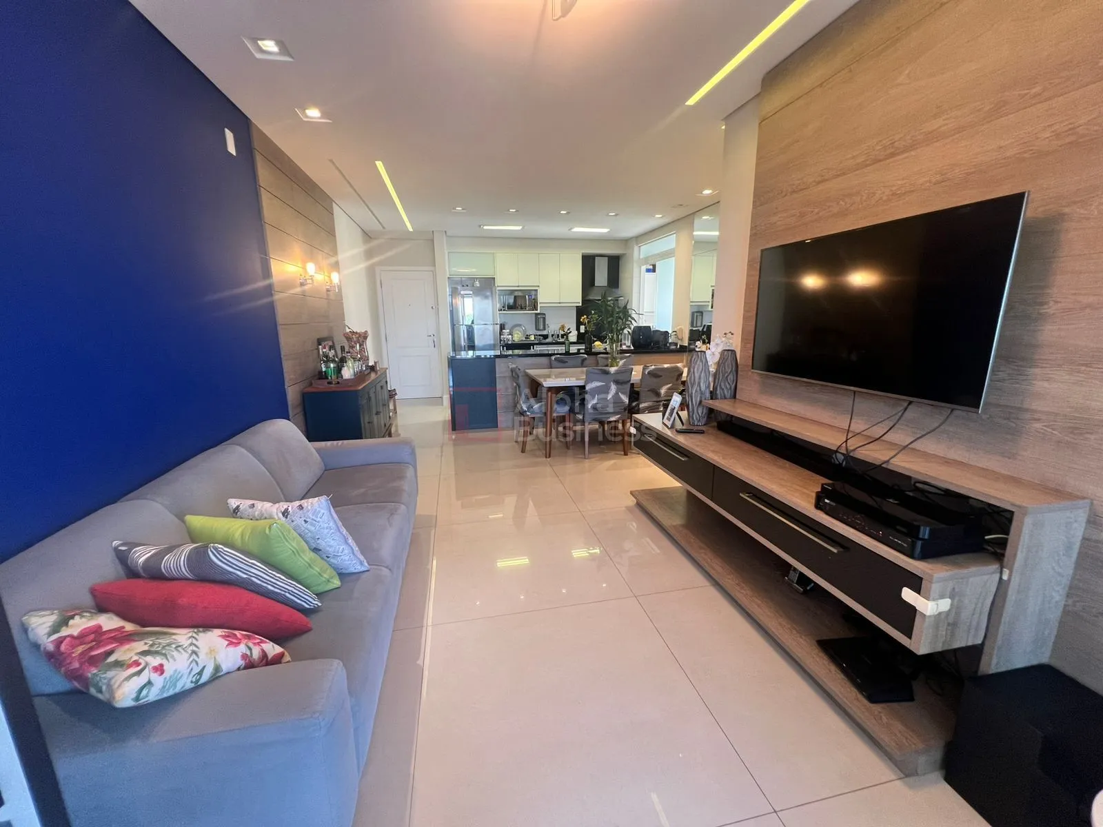 Fachada principal ou destaque de Casa com 3 dormitórios (01 suíte) à venda, 180 m² por R$ 2.000.000 – Quintas de Tamboré – Santana de Parnaíba/SP - Quintas do Tamboré - Alphaville