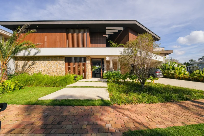 Fachada principal ou destaque de Casa nova mobiliada com 4 suítes à venda, 500 m² por R$ 10.900.000 – Gênesis 1 – Santana de Parnaíba/SP - Gênesis 1 - Alphaville