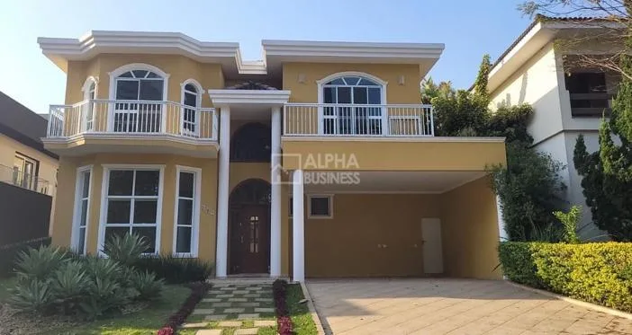Fachada principal ou destaque de Casa à Venda no 18 do Forte - 4 Suítes - 380m² - 18 do Forte - Alphaville