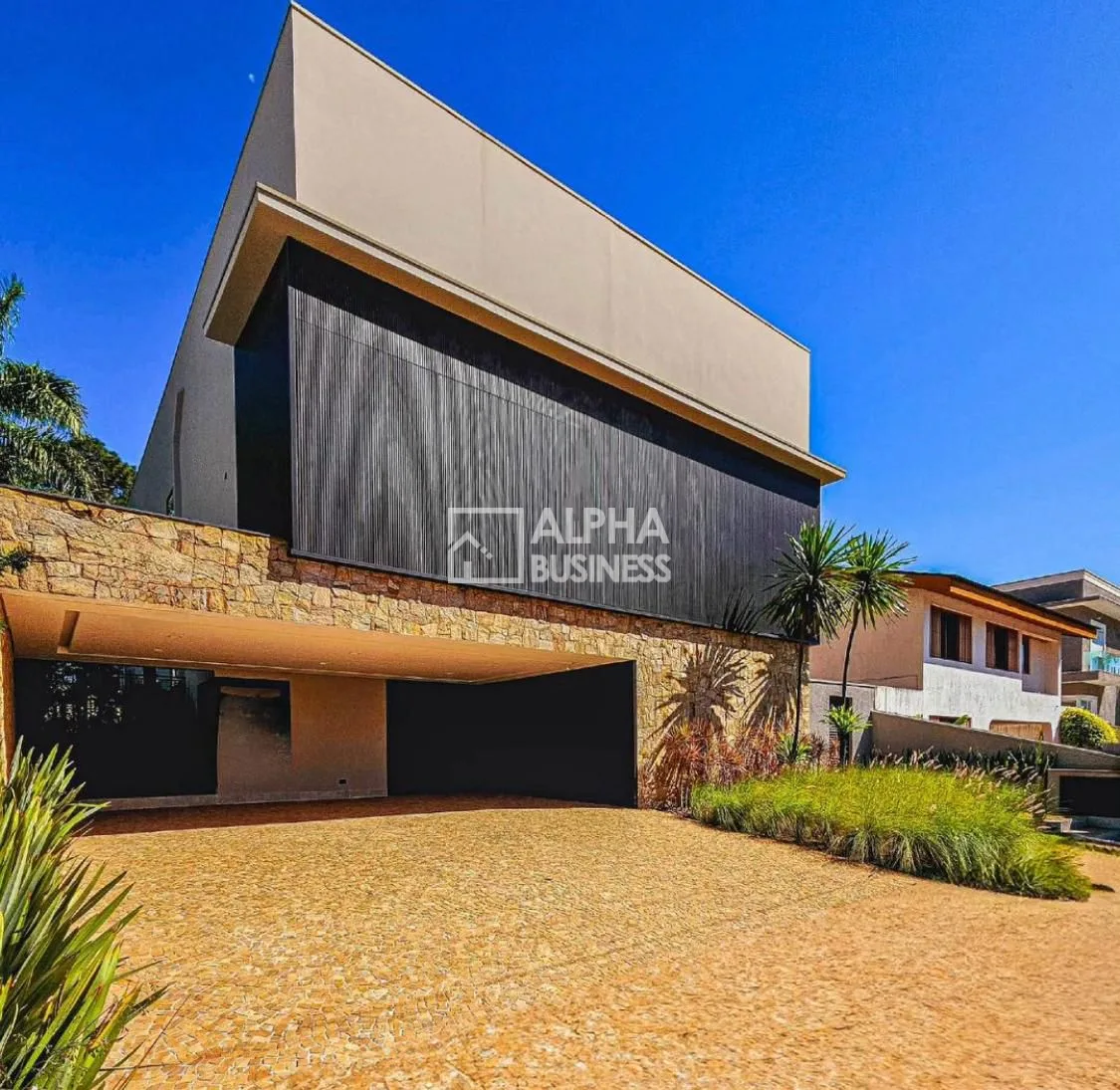 Fachada principal ou destaque de CASA À VENDA NO ALPHAVILLE 1 | BARUERI – SP - Alphaville 1
