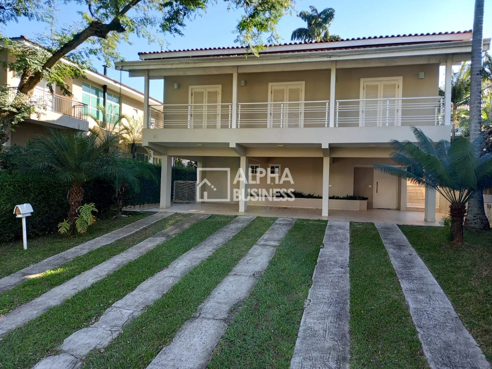 Fachada principal ou destaque de Casa à Venda Alphaville 11 | 3 Suítes | Alphaville - CA0173 - Alphaville 11