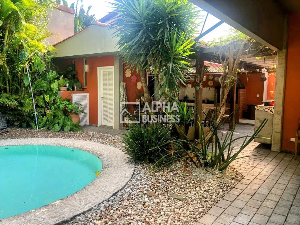 Fachada principal ou destaque de CASA À VENDA NO ALPHAVILLE 3 | SANTANA DE PARNAÍBA – SP - Alphaville 3