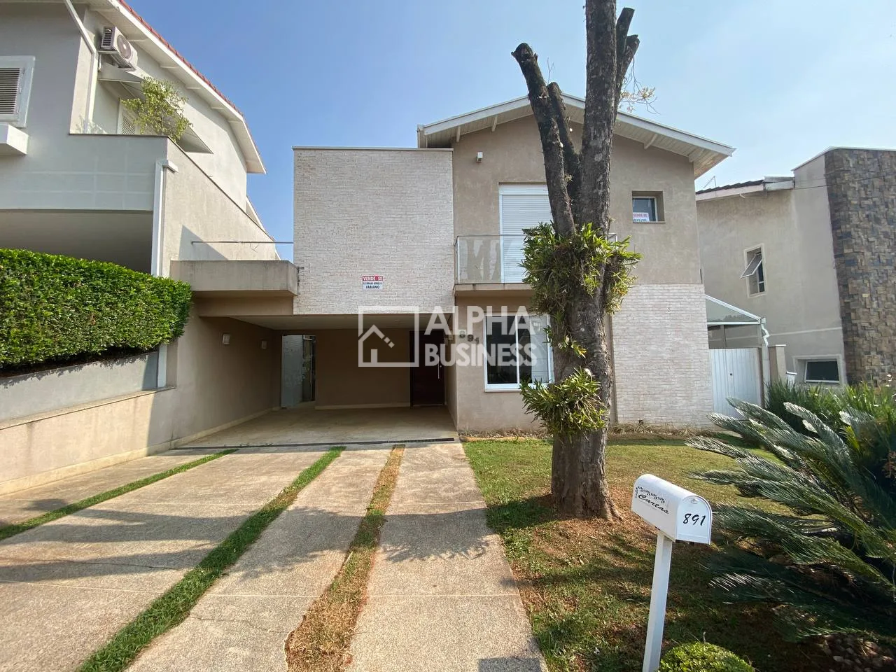 Fachada principal ou destaque de CASA À VENDA NO ALPHAVILLE 9 | SANTANA DE PARNAÍBA – SP - Alphaville 9