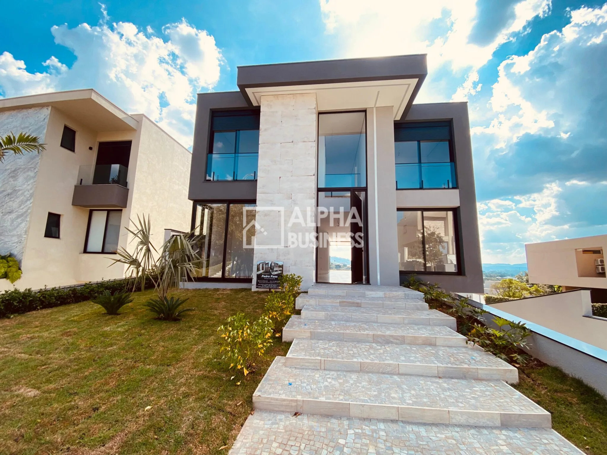 Fachada principal ou destaque de Casa Nova no Gênesis 2, 4 Suítes | 625m² | CA0275 - Gênesis 2 - Alphaville