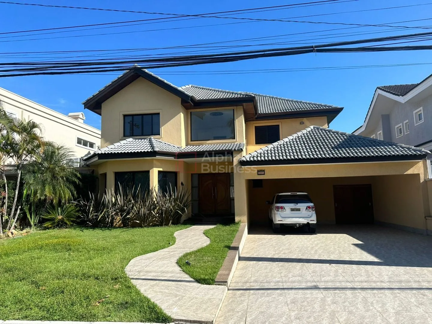 Fachada principal ou destaque de Casa à Venda no Melville, 4 Suítes | 460m² | CA0056 - Melville - Alphaville