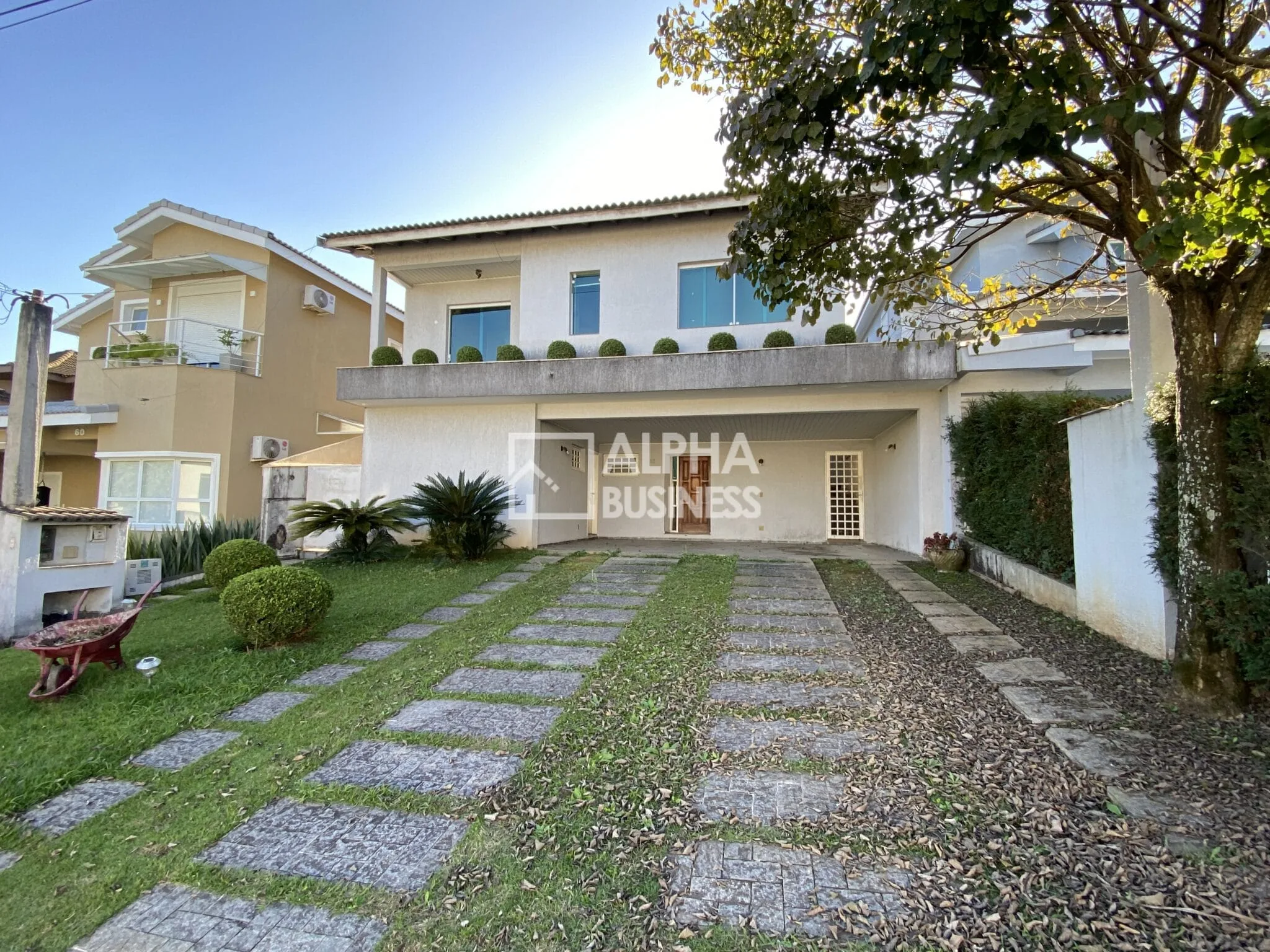 Fachada principal ou destaque de Casa à Venda Alphaville 5 | 4 Suítes | Alphaville - CA0165 - Alphaville 5