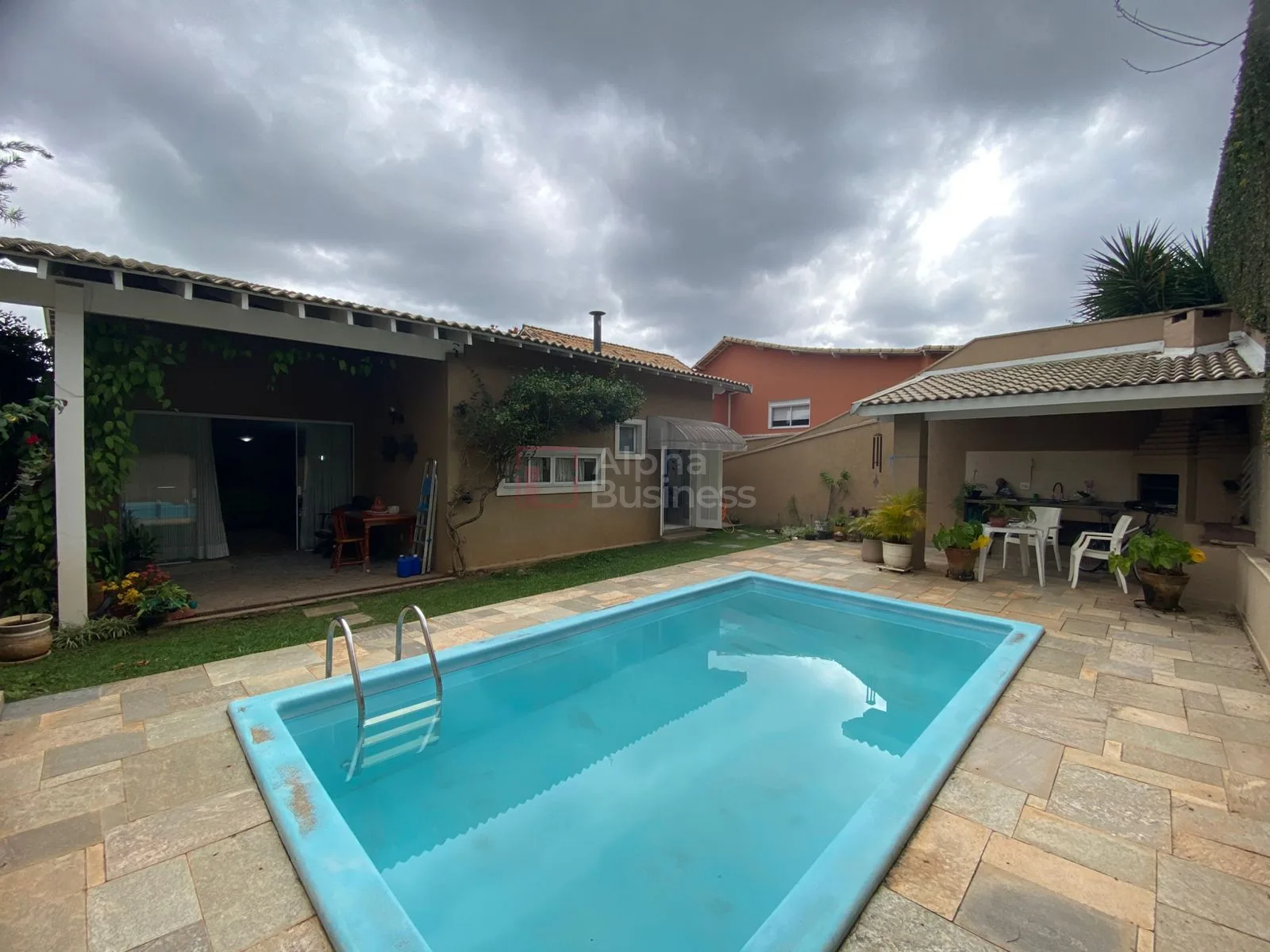 Fachada principal ou destaque de Casa com 3 dormitórios (01 suíte) à venda, 180m por R$ 2.100.000 – Alphaville 09 – Santana de Parnaíba/SP - Alphaville 9