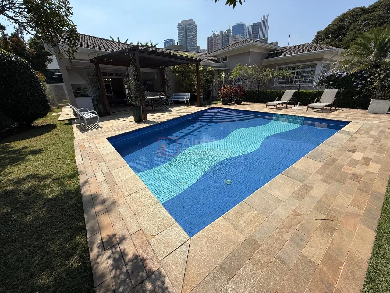 Fachada principal ou destaque de Casa com 3 suítess à venda, 482 m² por R$ 12.000.000 – Alphaville 2 – Barueri/SP - Alphaville 2