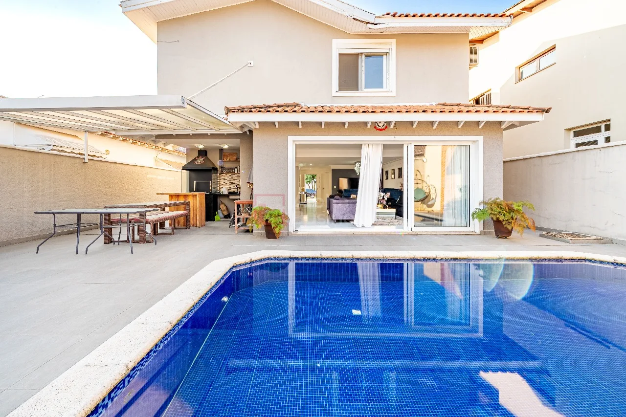 Fachada principal ou destaque de Casa com 4 dormitórios (02 suítes) à venda, 363 m² por R$ 3.000.000 – Alphaville 4 – Santana de Parnaíba/SP - Alphaville 4