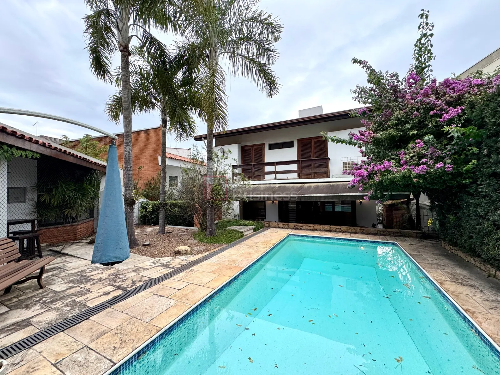 Fachada principal ou destaque de Casa com 4 dormitórios (02 suítes) à venda, 400 m² por R$ 2.500.000 – Alphaville 5 – Santana de Parnaíba/SP - Alphaville 5