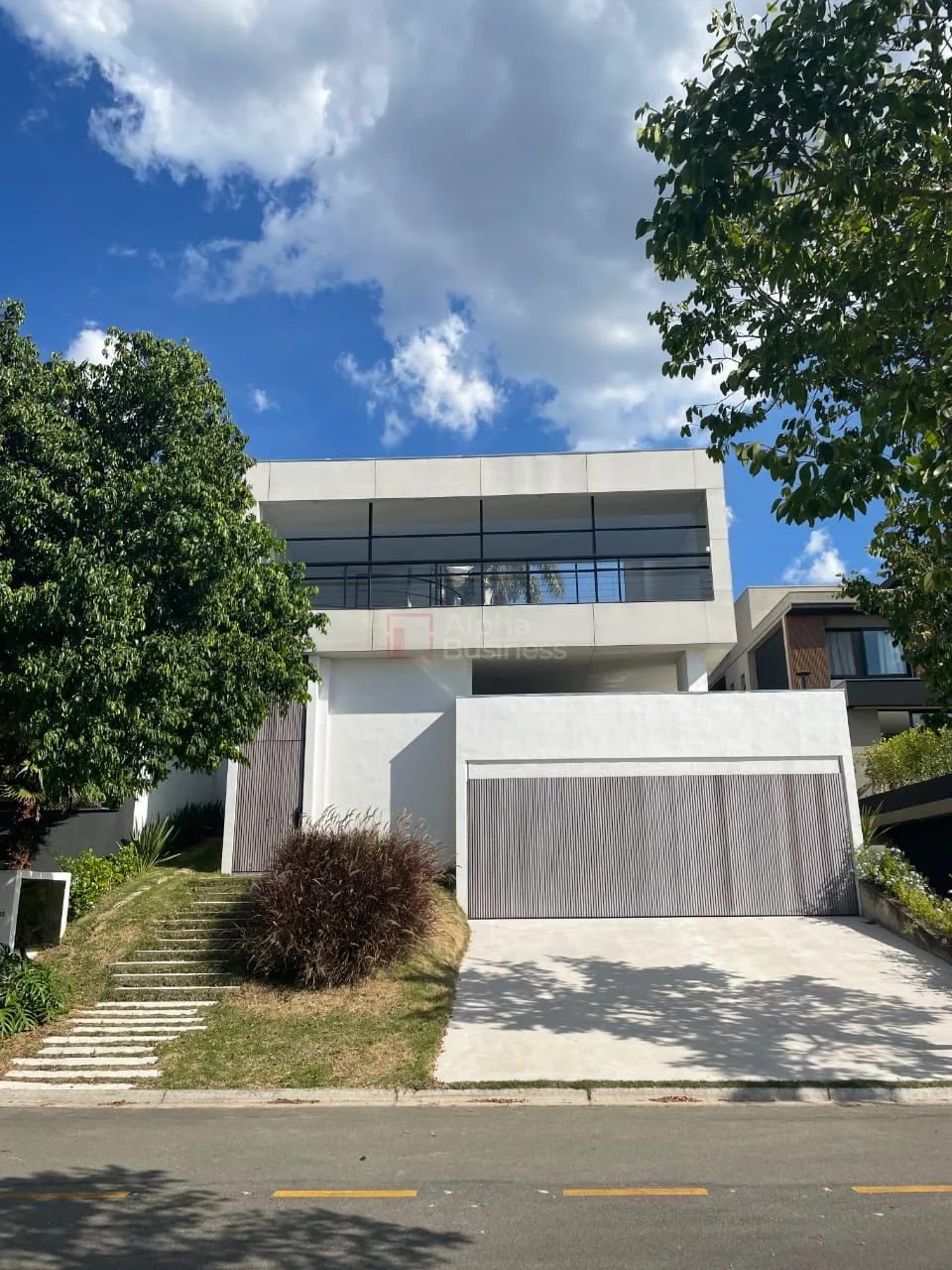 Fachada principal ou destaque de Casa à Venda Gênesis 2 | 4 Suítes, 370m² | CA0840 - Gênesis 2 - Alphaville