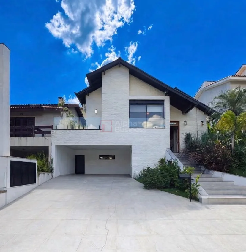Fachada principal ou destaque de Casa à Venda Alphaville 11 - 4 Suítes, 330m² | CA0878 - Alphaville 11