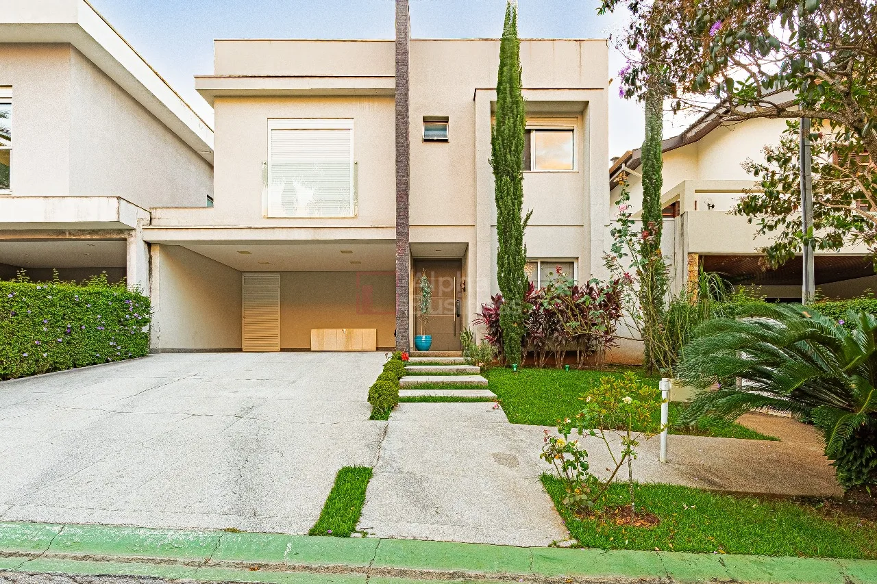 Fachada principal ou destaque de Casa com 4 suítes à venda, 340m por R$ 3.900.000 – Alphaville 04 – Santana de Parnaíba/SP - Alphaville 4