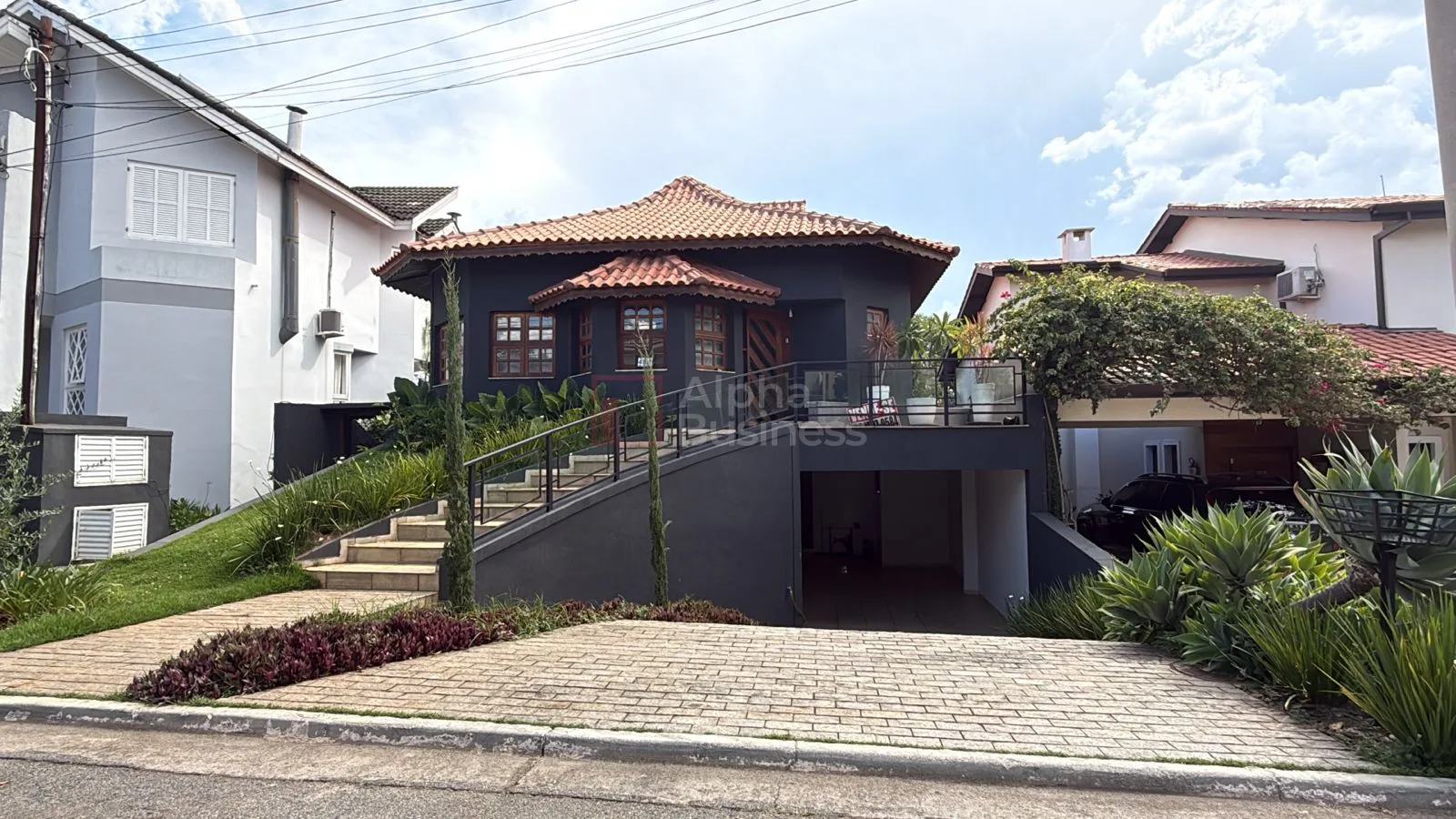 Fachada principal ou destaque de Casa com 4 suítes à venda, 409 m² por R$ 3.200.000 – Alphaville 6 – Santana de Parnaíba/SP - Alphaville 6