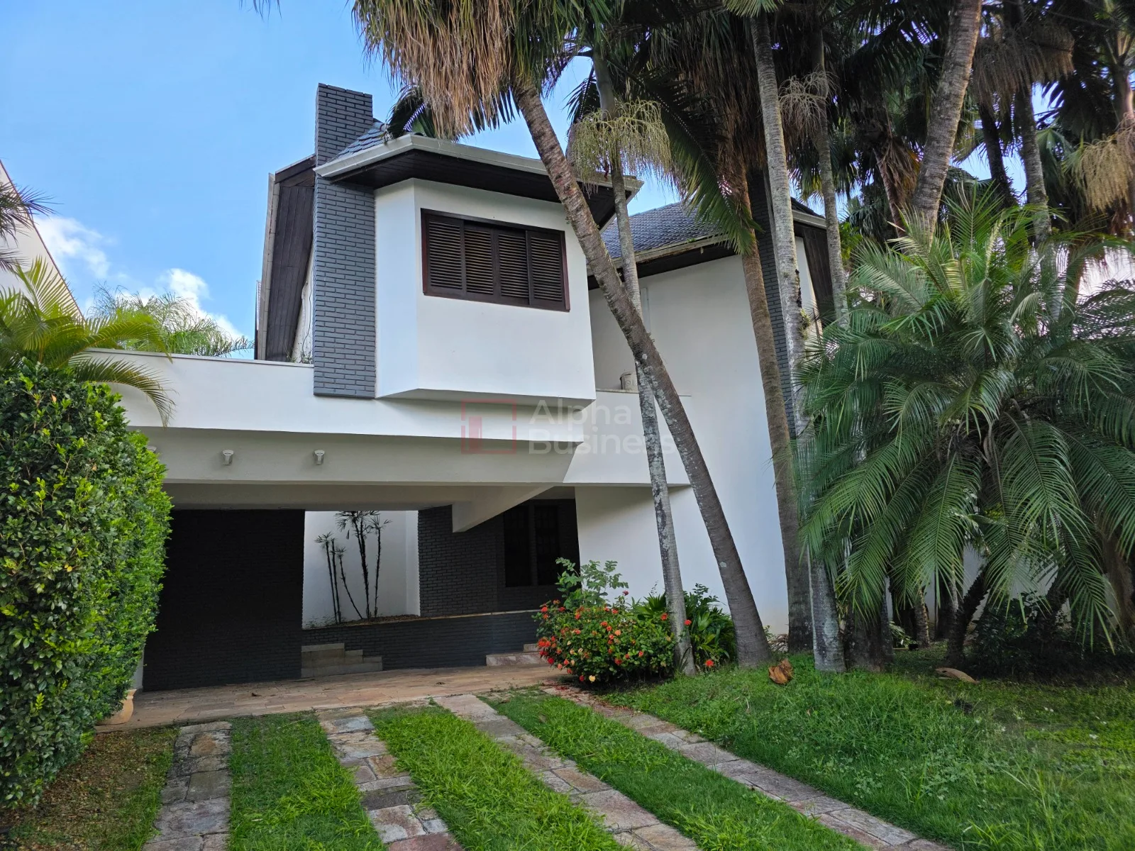 Fachada principal ou destaque de Casa à Venda no Alphaville 2 | 4 Suítes | 448m² | CA0845 - Alphaville 2