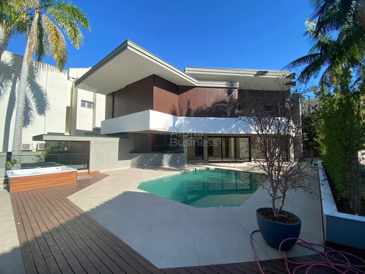 Fachada principal ou destaque de Casa com 4 suítes à venda, 628m por R$ 8.900.000 – Alphaville 0 – Barueri/SP - Alphaville 0