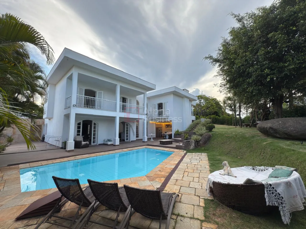Fachada principal ou destaque de Casa com 5 dormitórios (03 suítes) à venda, 500 m² por R$ 4.300.000 – Alphaville 6 – Santana de Parnaíba/SP - Alphaville 6