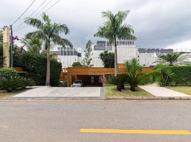 Fachada principal ou destaque de Casa mobiliada com 3 suítes, 485 m² – venda por R$ 10.000.000 ou aluguel por R$ 57.308/mês – Tamboré 1 – Barueri/SP - Tamboré 1 - Alphaville