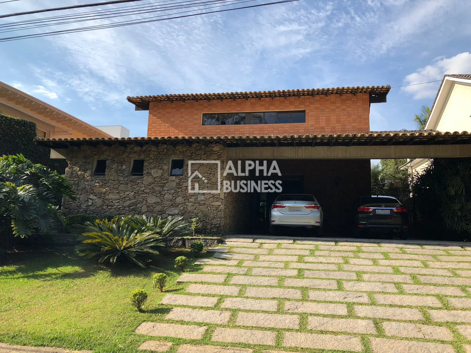 Fachada principal ou destaque de Casa à Venda no Alphaville 1, 1 Suíte | 298m² | CA0100 - Alphaville 1