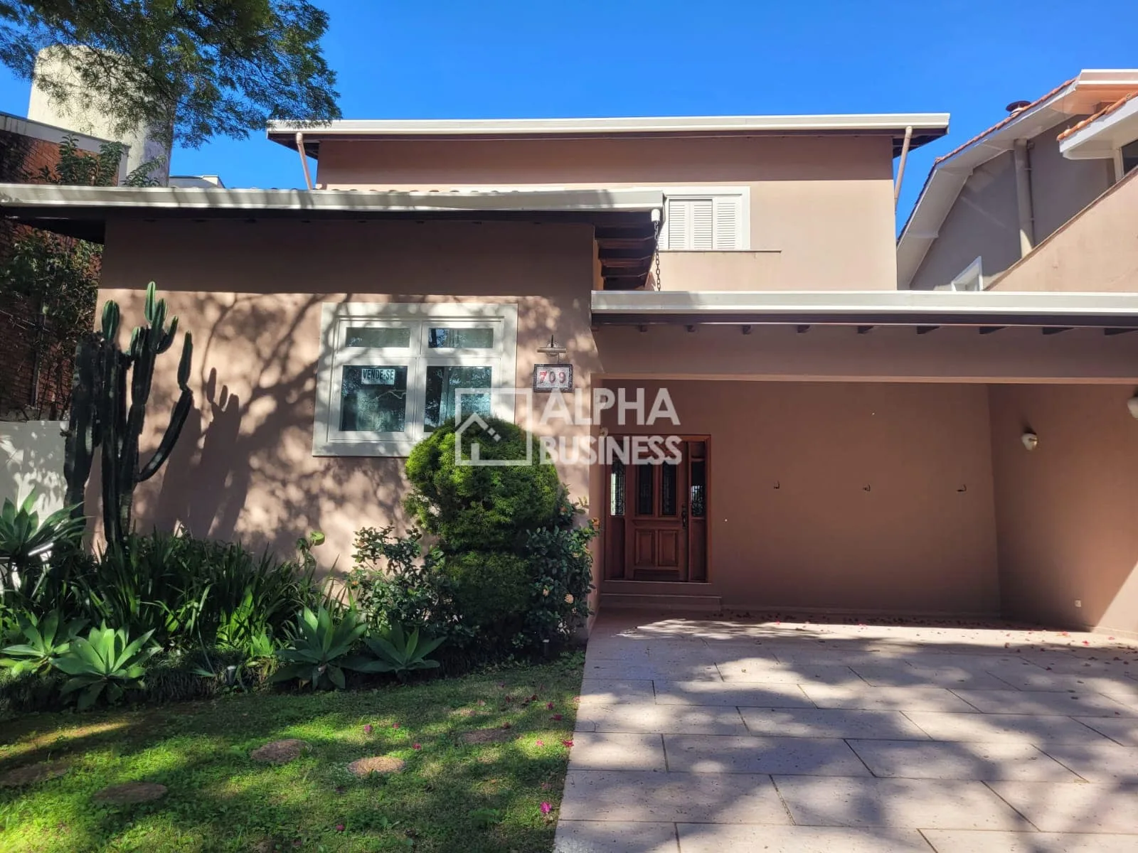 Fachada principal ou destaque de Casa à Venda no Alphaville 4, 3 Suítes | 300m² | CA0171 - Alphaville 4