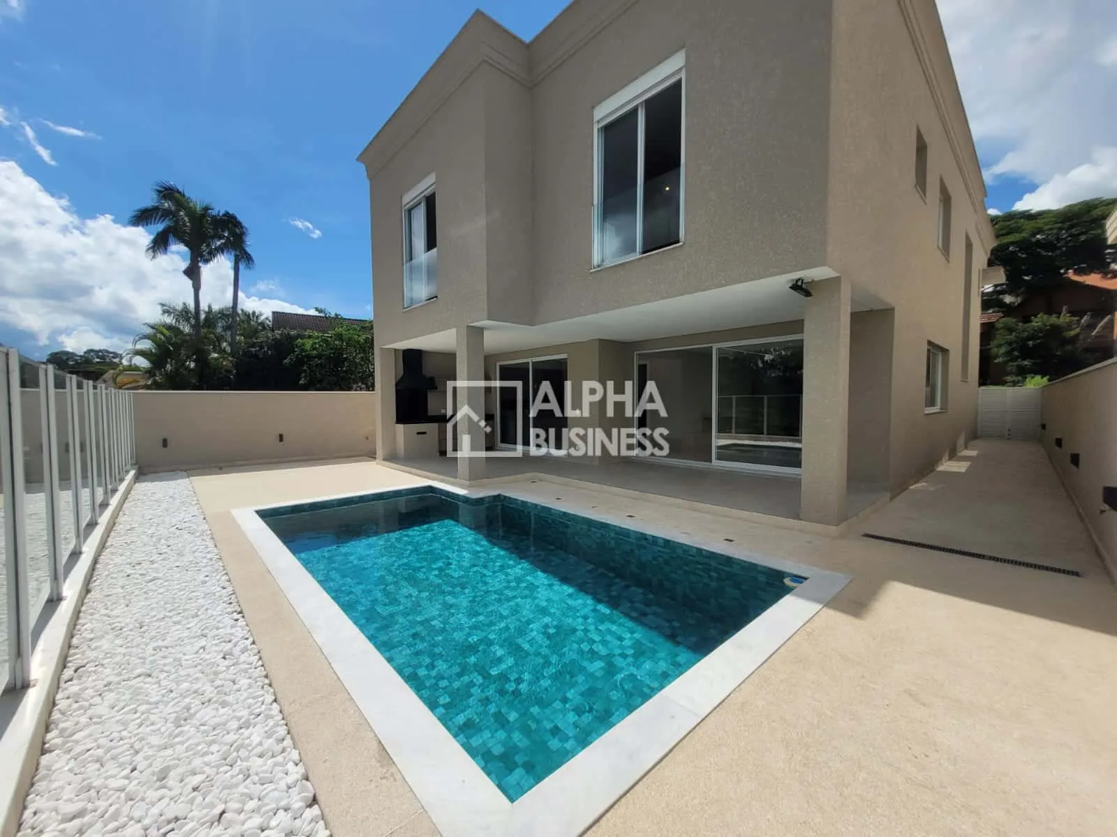 Fachada principal ou destaque de Casa Nova à Venda no Alphaville 5, 4 Suítes | 371m² | CA0070 - Alphaville 5