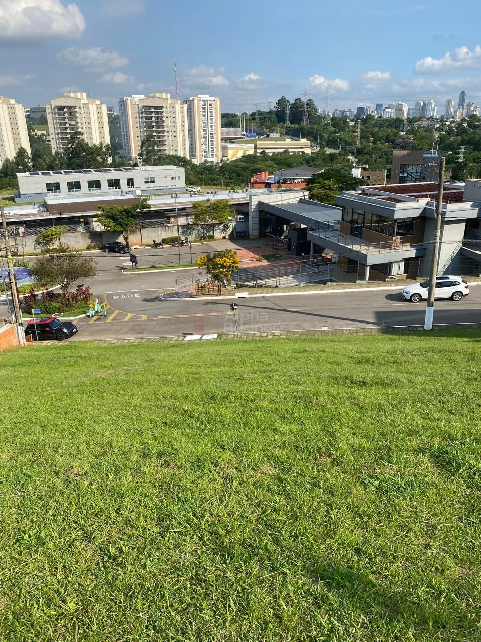 Fachada principal ou destaque de Terreno à venda, 497 m² por R$ 1.800.000 – Alphasítio – Santana de Parnaíba/SP - Terreno - Alphaville